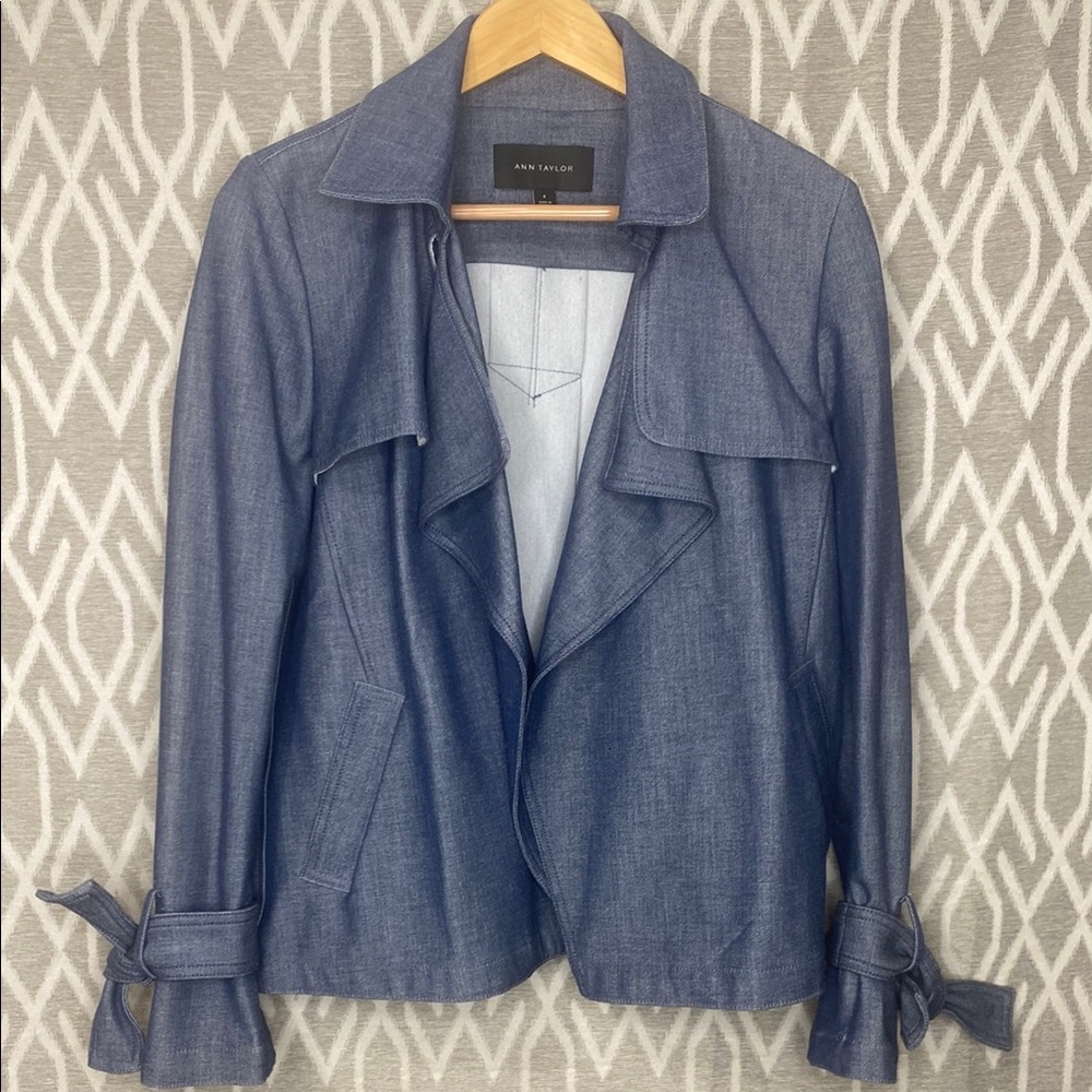 Ann Taylor Blue Jean Jacket Relaxed Fit Draped Open Waterfall Front Size: 8 - Picture 1 of 5